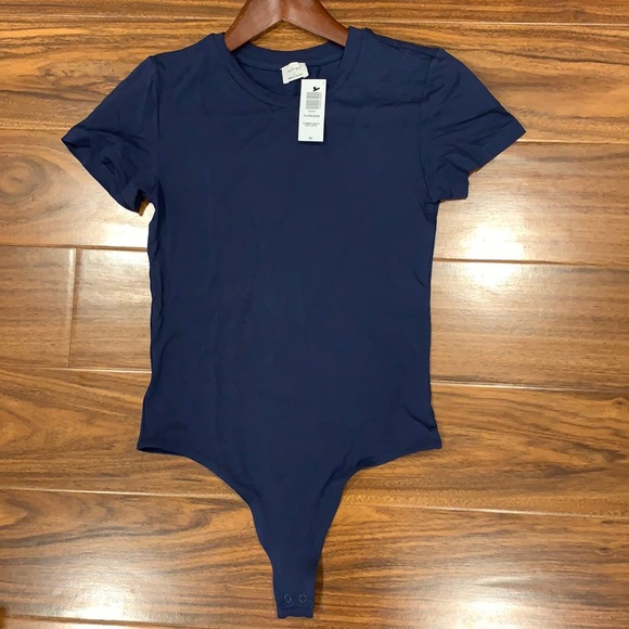 Aritzia Tops - Aritzia- NWT Wilfred Short Sleeve Bodysuit